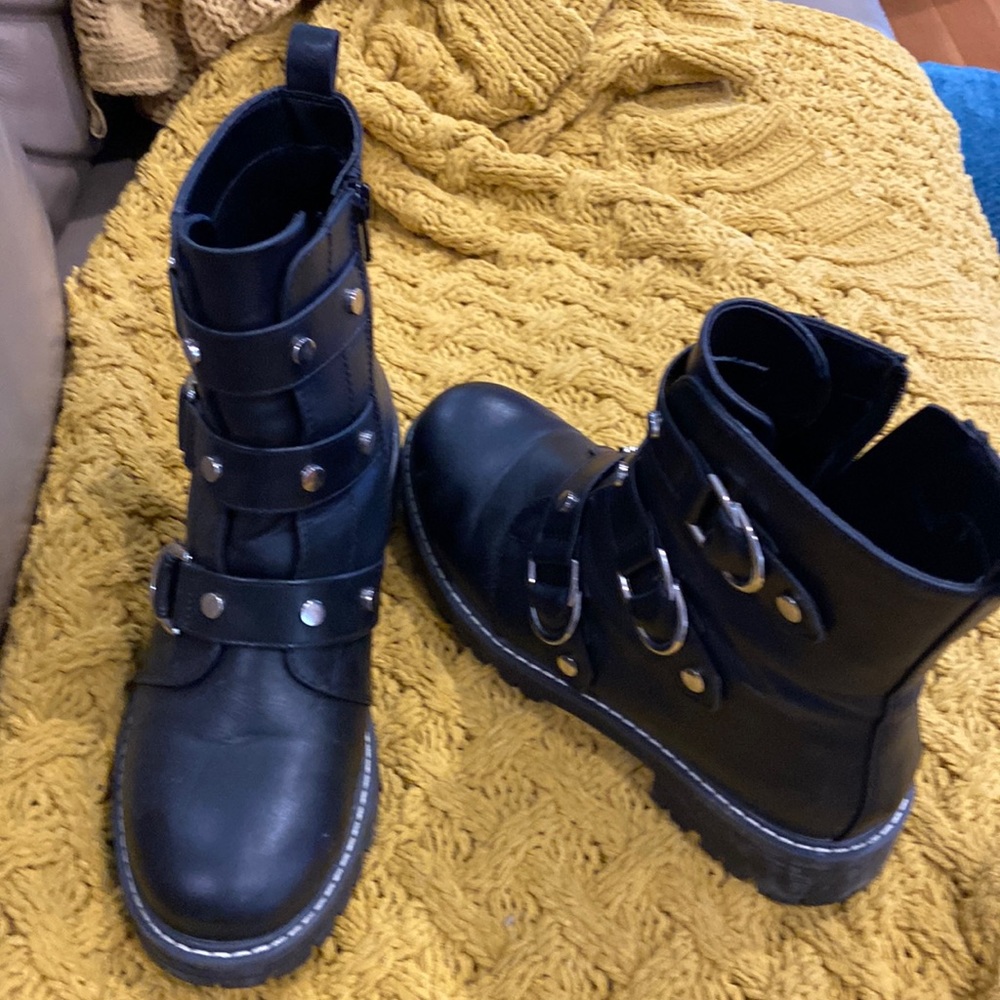Moto Boots